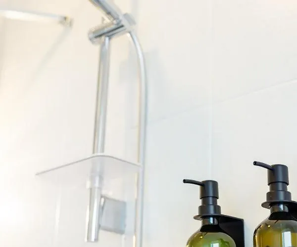 Apartament Uniqe - Design - Sky-tv - Kitchen - Free Parking